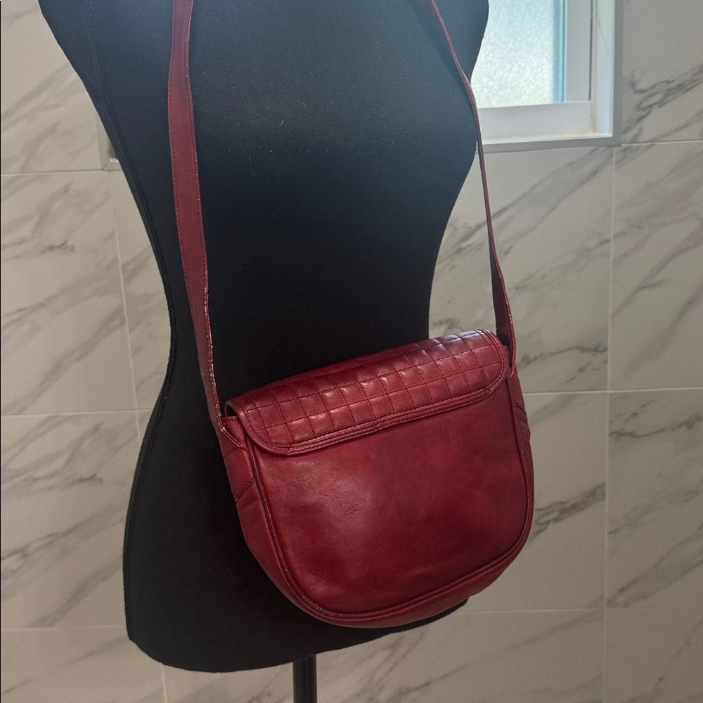Celine vintage Red Quilted Leather Bag with COA - Picture 10 of 17
